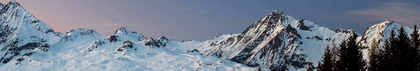Gebirge Tirol Winter Schnee Skigebiet Österreich
